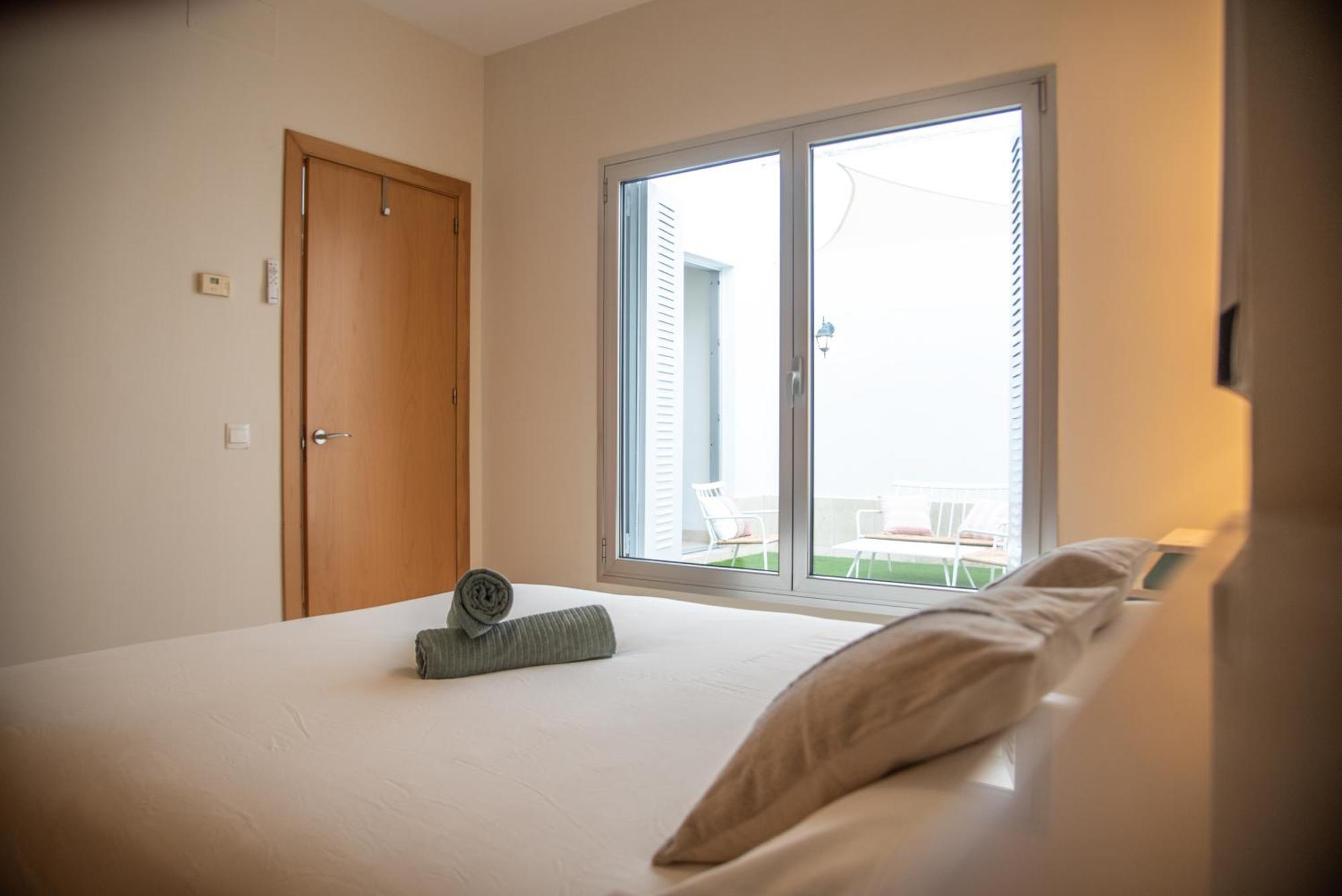 Tentudia Charming Apartments With Private Roof-Top Or Patio In San Bernardo By Ocityzen Sevilla Eksteriør bilde